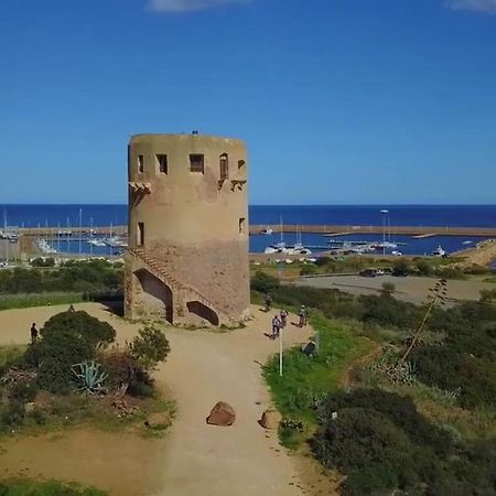 Villetta Porto Corallo Vista Mare วิลลาปุตซู ภายนอก รูปภาพ